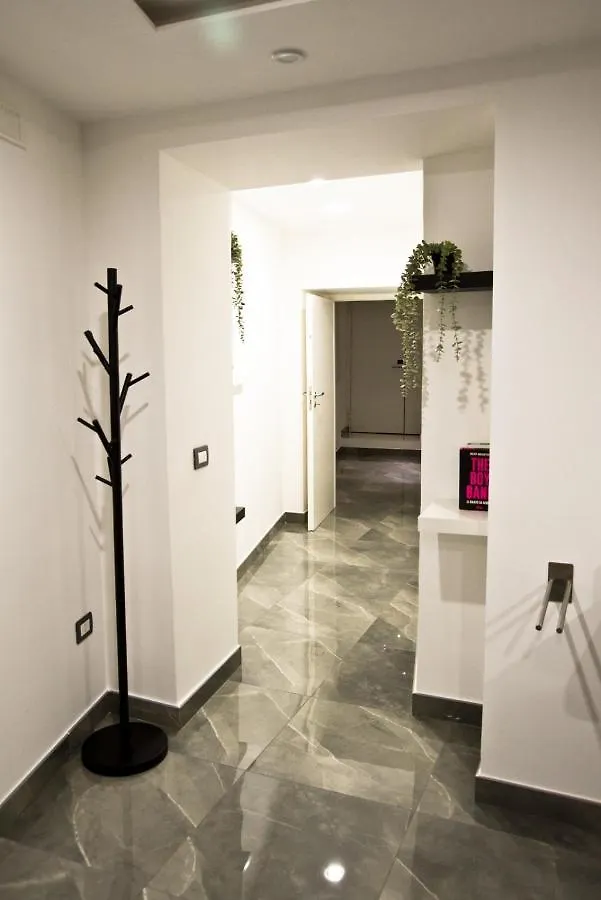 Suite Napoli Sotterranea Con Jacuzzi 0*, Naples Italy